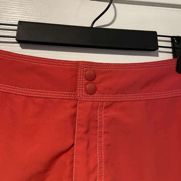 L.L. Bean Size 6 Pink Coral Contrast Stitch Nylon Hiking Outdoor Shorts - Picture 2 of 9
